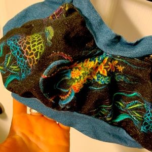 *HANDMADE* 100% cotton bralette. Adjustable sturdy buttons fits 32/34 C cup.